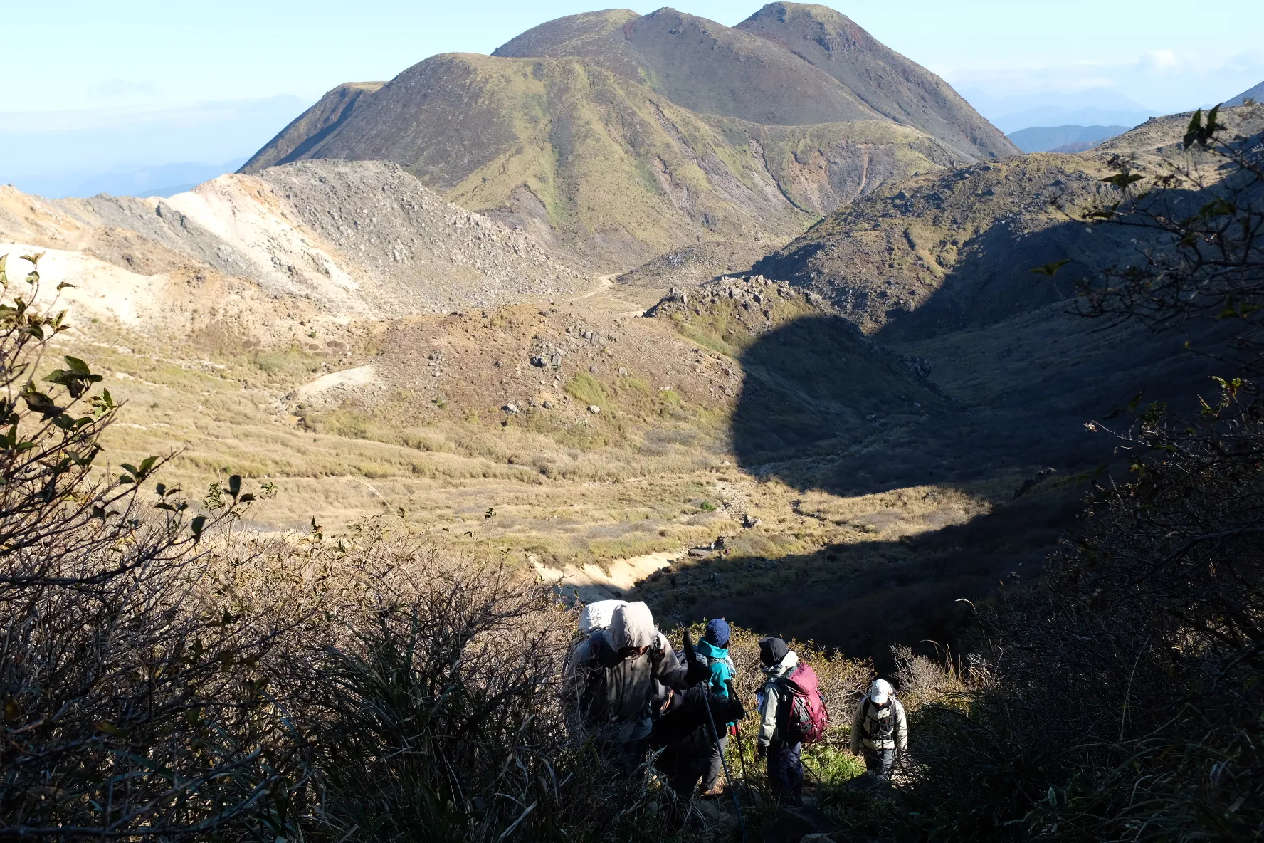 登山学校レポート│温泉と紅葉を満喫!九州の屋根、くじゅう連山。